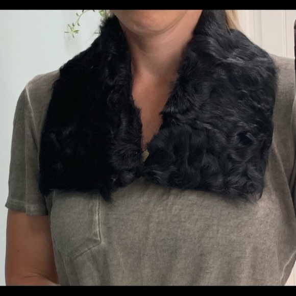Vintage Black Genuine Fur Collar - Picture 5 of 5